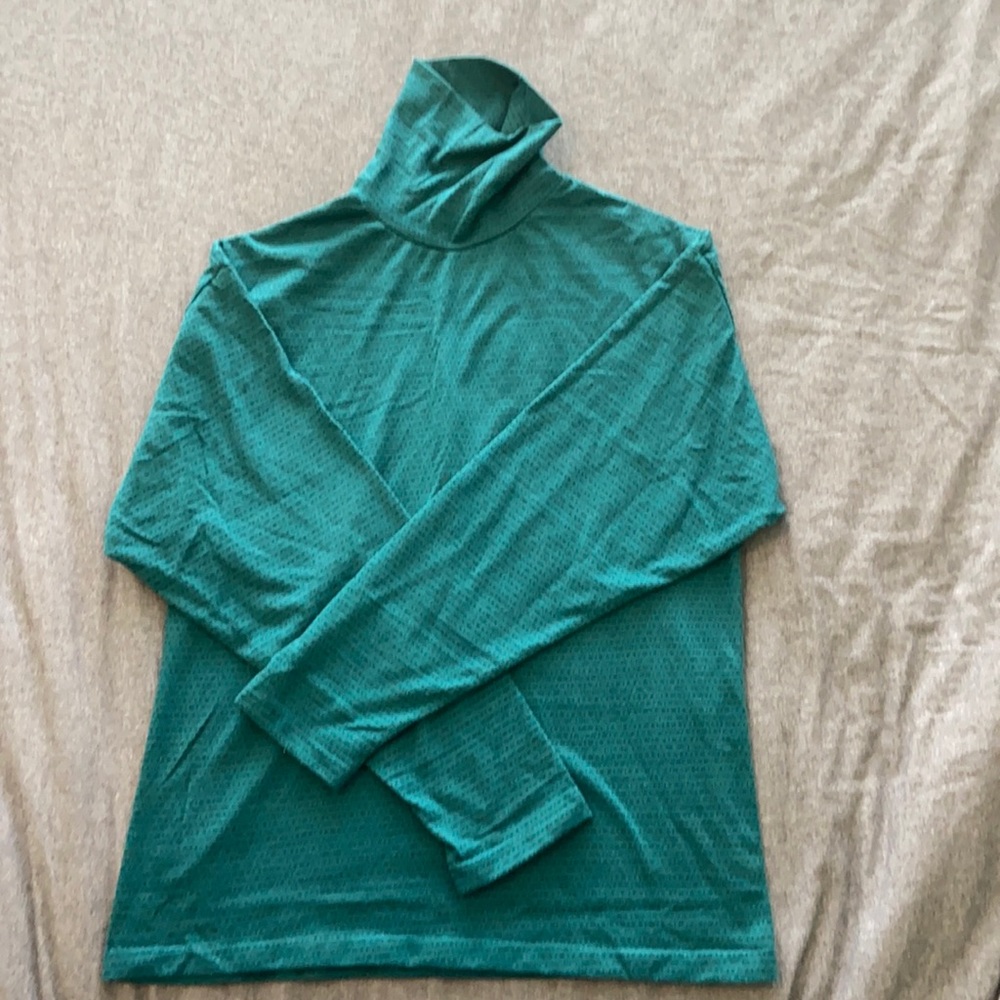 Vintage Hott Jazz by Le Tigre turtleneck